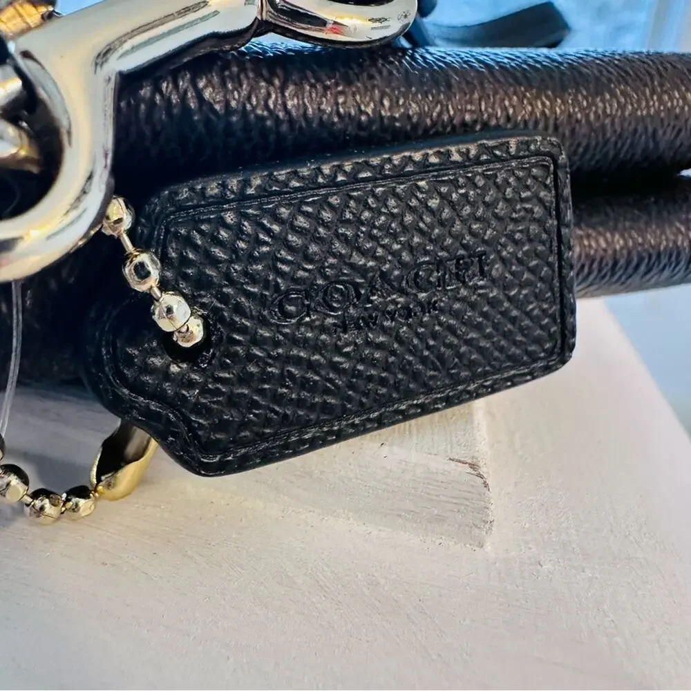 COACH - Double Corner zip brown wristlet - Picture 9 of 12